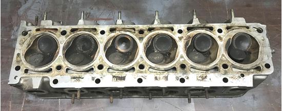 Picture of cylinder head, M30, 11121278702 SOLD